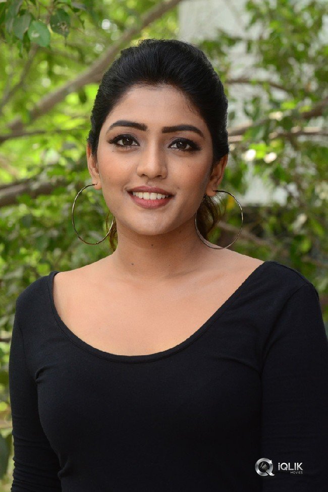 Eesha-Rebba-New-Photos